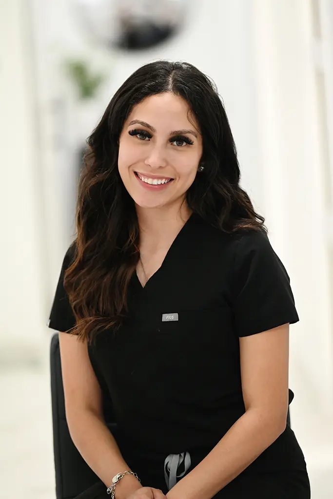 Yuliana - Dental Assistant